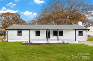 907 N Broad Street, Gastonia, NC 28054