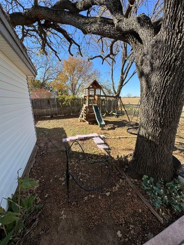 210 Davis Ranch Road, Alvarado, TX 76009