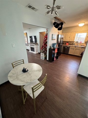 210 Davis Ranch Road, Alvarado, TX 76009