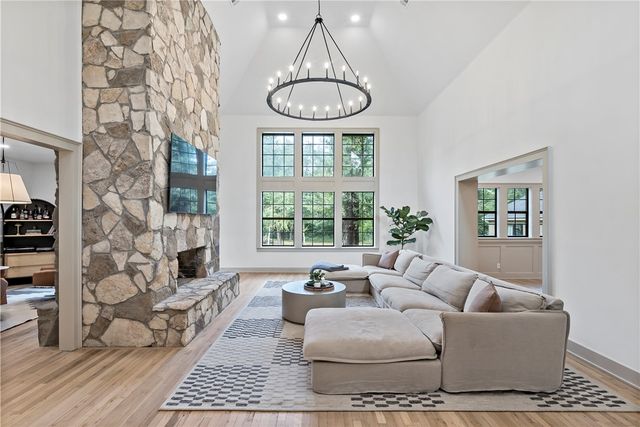 6 Ranchero Road, College Station, TX 77845