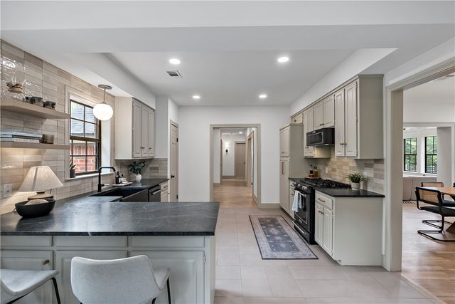 6 Ranchero Road, College Station, TX 77845