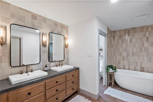 6 Ranchero Road, College Station, TX 77845