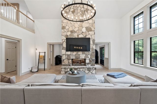 6 Ranchero Road, College Station, TX 77845