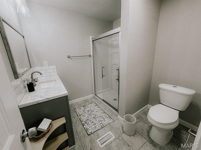 3321 Clemens Drive, St Charles, MO 63301