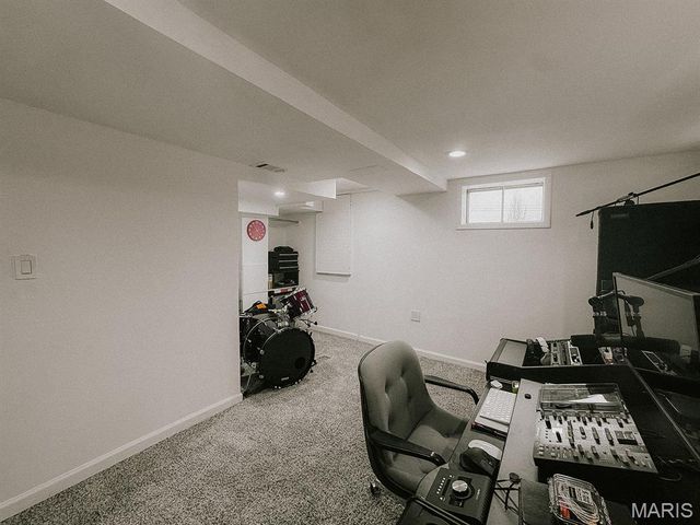 3321 Clemens Drive, St Charles, MO 63301