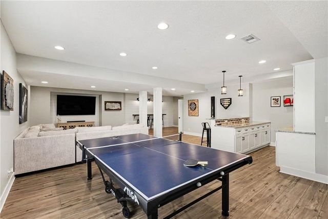 18332 Monrovia Street, Overland Park, KS 66013