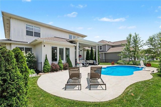 18332 Monrovia Street, Overland Park, KS 66013