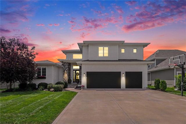 18332 Monrovia Street, Overland Park, KS 66013