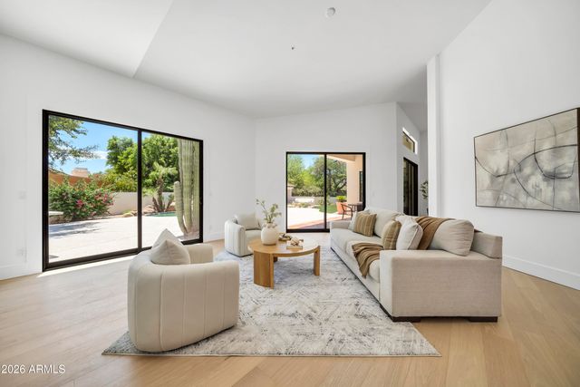 7681 E CAMPO BELLO Drive, Scottsdale, AZ 85255