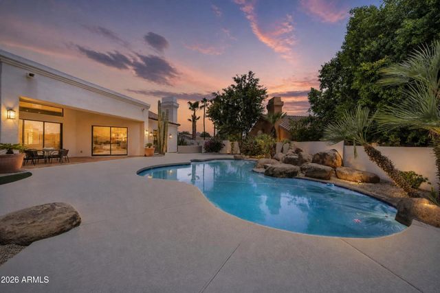 7681 E CAMPO BELLO Drive, Scottsdale, AZ 85255