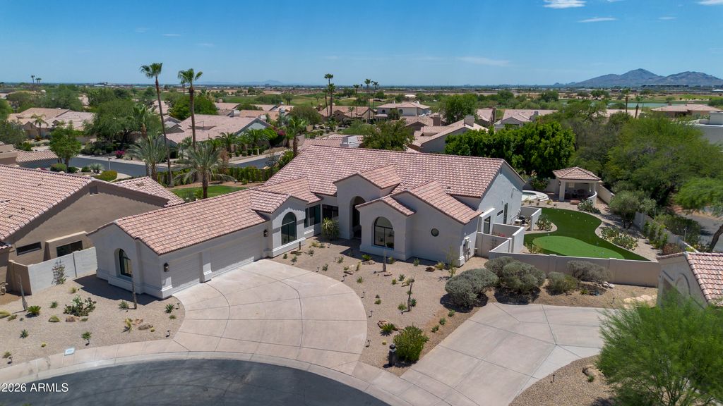 7681 E CAMPO BELLO Drive, Scottsdale, AZ 85255 — photo 2