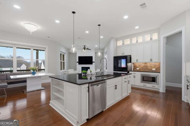 7605 Poppy Mill Lane, Cumming, GA 30040