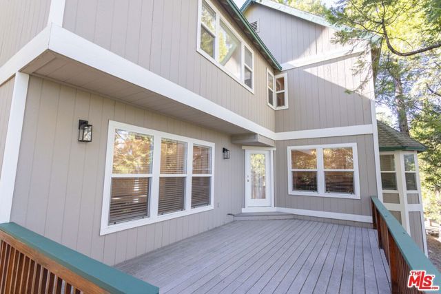 795 Zurich Drive, Lake Arrowhead, CA 92352