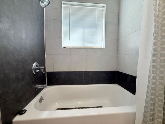 5861 Inwood Drive 6, Houston, TX 77057