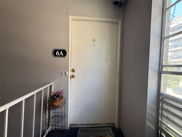 5861 Inwood Drive 6, Houston, TX 77057