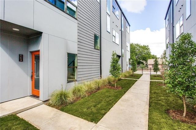 427 W 10th Street 303, Dallas, TX 75208