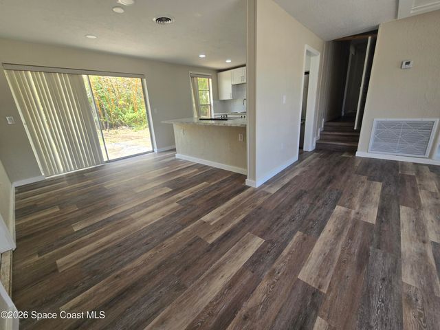 39 E Azalea Circle, Rockledge, FL 32955