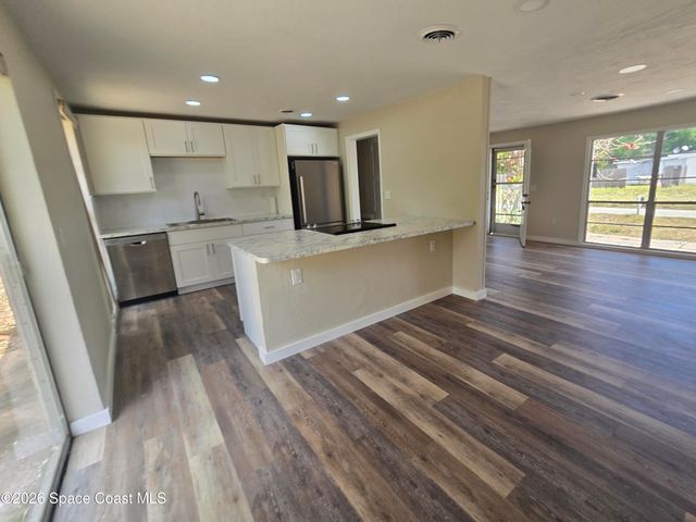 39 E Azalea Circle, Rockledge, FL 32955
