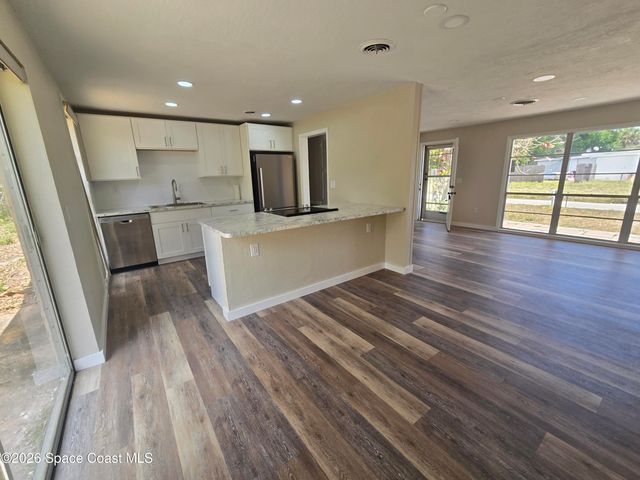 39 E Azalea Circle, Rockledge, FL 32955