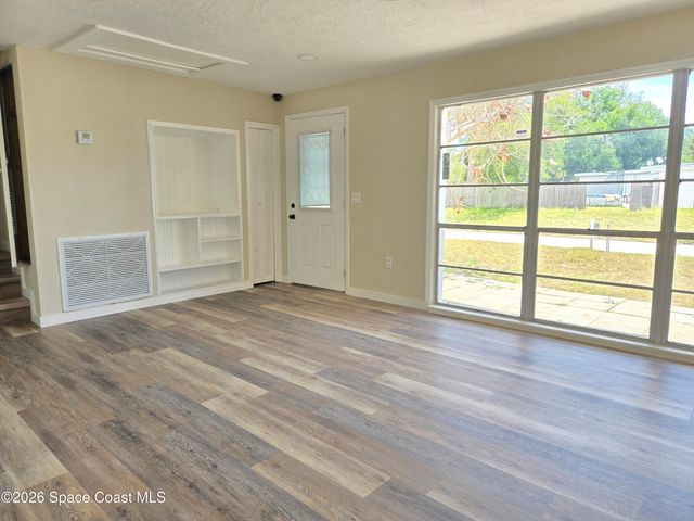 39 E Azalea Circle, Rockledge, FL 32955