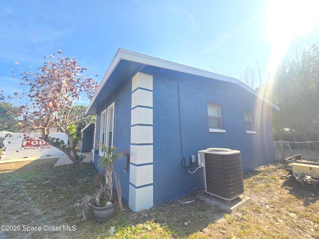 39 E Azalea Circle, Rockledge, FL 32955