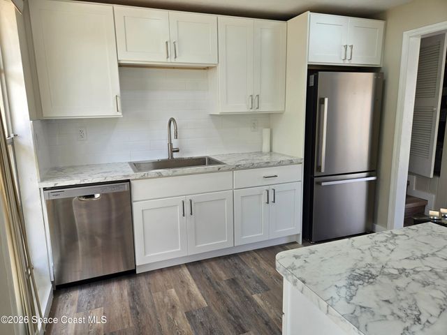 39 E Azalea Circle, Rockledge, FL 32955