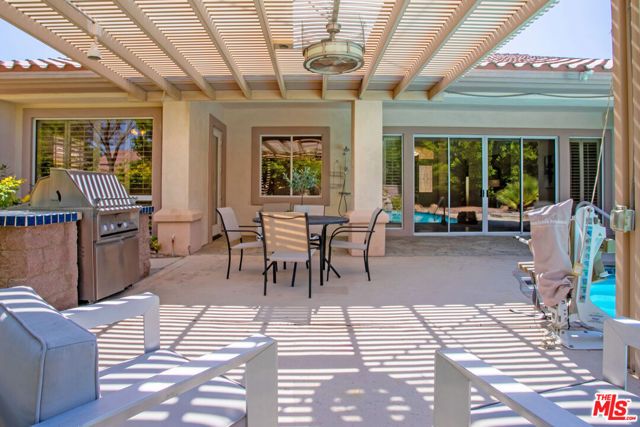 39314 Blossom Circle, Palm Desert, CA 92211