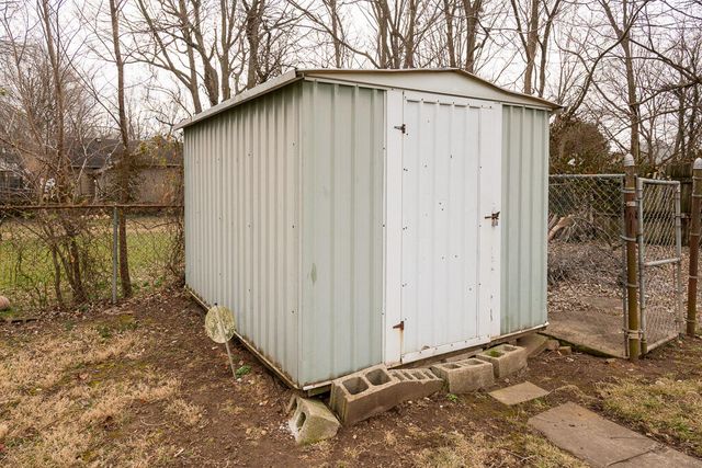 816 W State Street, Springfield, MO 65806