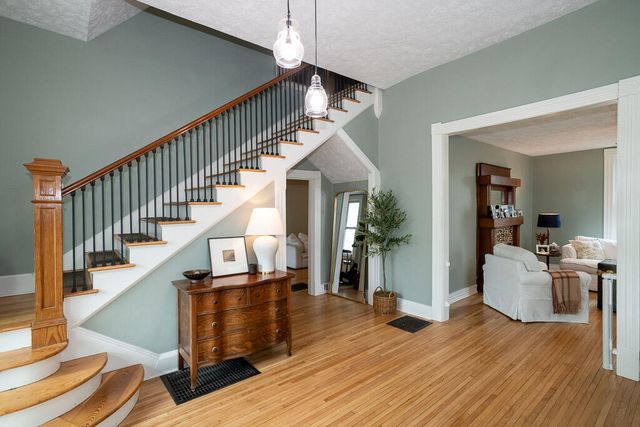 816 W State Street, Springfield, MO 65806