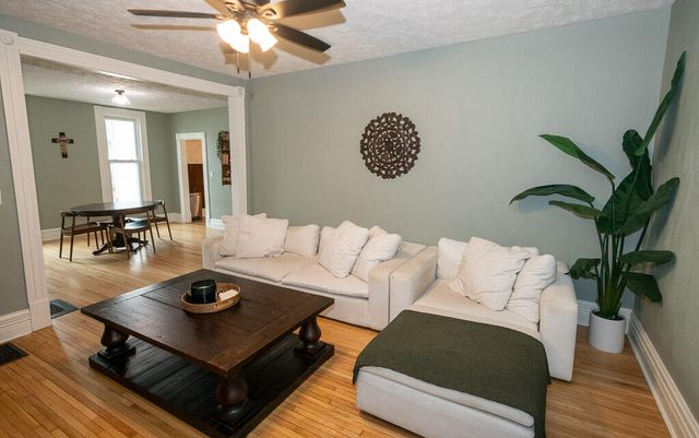 816 W State Street, Springfield, MO 65806