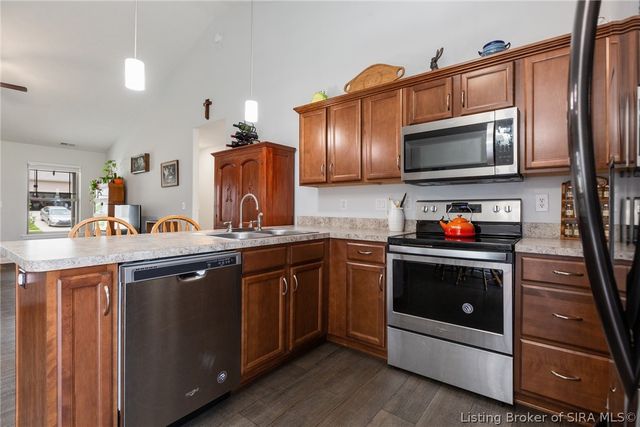 9010 Woodford Drive, Charlestown, IN 47111