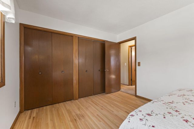 743 Mccallum Drive, New Brighton, MN 55112