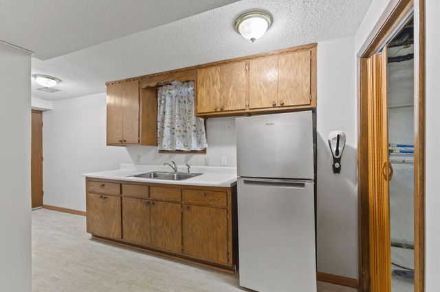 743 Mccallum Drive, New Brighton, MN 55112