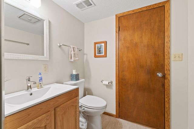 743 Mccallum Drive, New Brighton, MN 55112