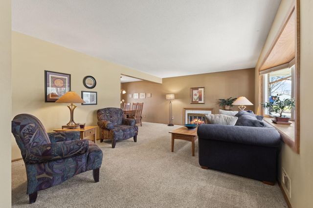 743 Mccallum Drive, New Brighton, MN 55112