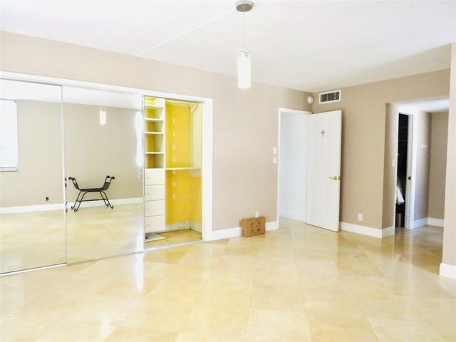 2601 S Palm Aire Drive, Pompano Beach, FL 33069