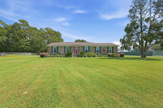 1922 S Live Oak Drive, Moncks Corner, SC 29461