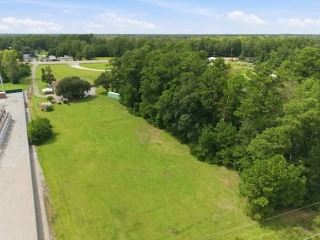1922 S Live Oak Drive, Moncks Corner, SC 29461