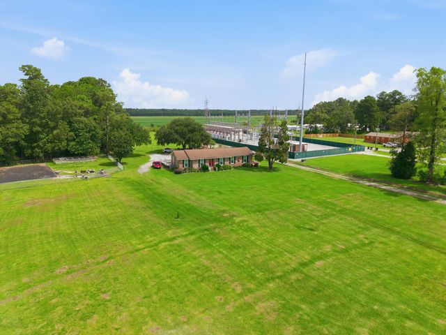 1922 S Live Oak Drive, Moncks Corner, SC 29461