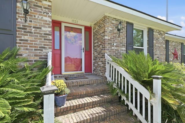 1922 S Live Oak Drive, Moncks Corner, SC 29461