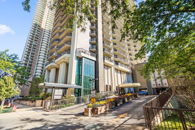 6007 N Sheridan Road 37H, Chicago, IL 60660