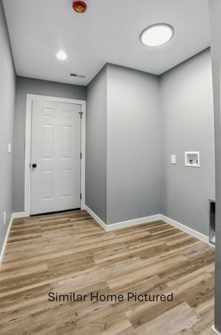 1342 E BIAS LN, Centralia, MO 65240