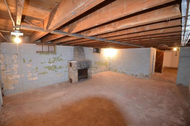 119 S Fourth STREET, Whitewater, WI 53190