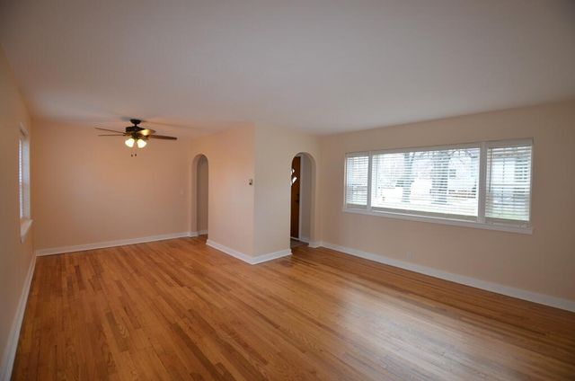 119 S Fourth STREET, Whitewater, WI 53190