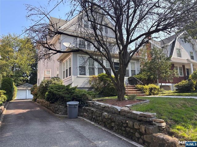 325 Sylvan Avenue, Leonia, NJ 07605