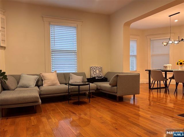 325 Sylvan Avenue, Leonia, NJ 07605
