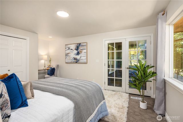 16315 Inglewood Place NE, Kenmore, WA 98028