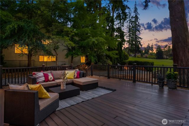 16315 Inglewood Place NE, Kenmore, WA 98028