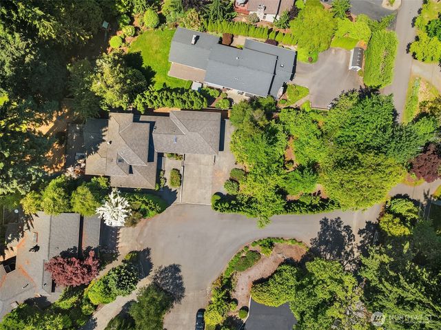 16315 Inglewood Place NE, Kenmore, WA 98028