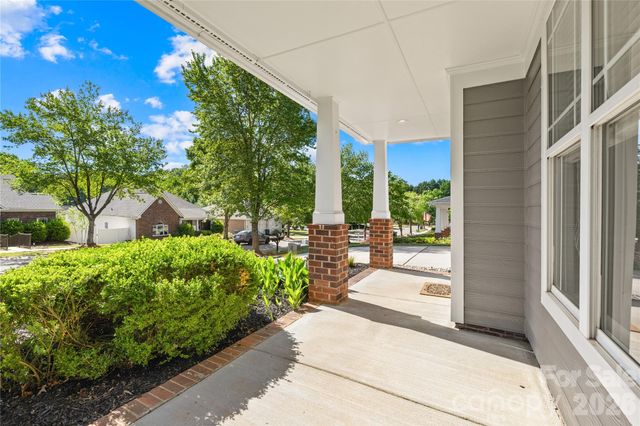 20236 Colony Point Lane, Cornelius, NC 28031